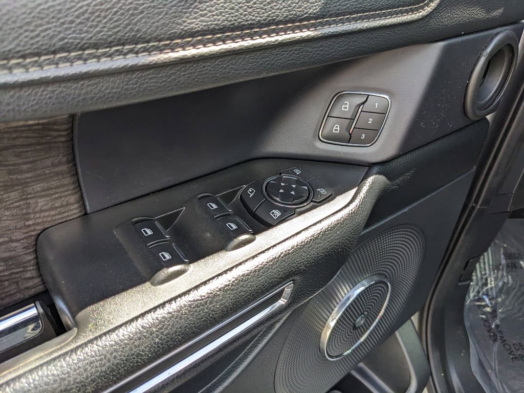 Certified 2021 Ford Expedition Limited image 21