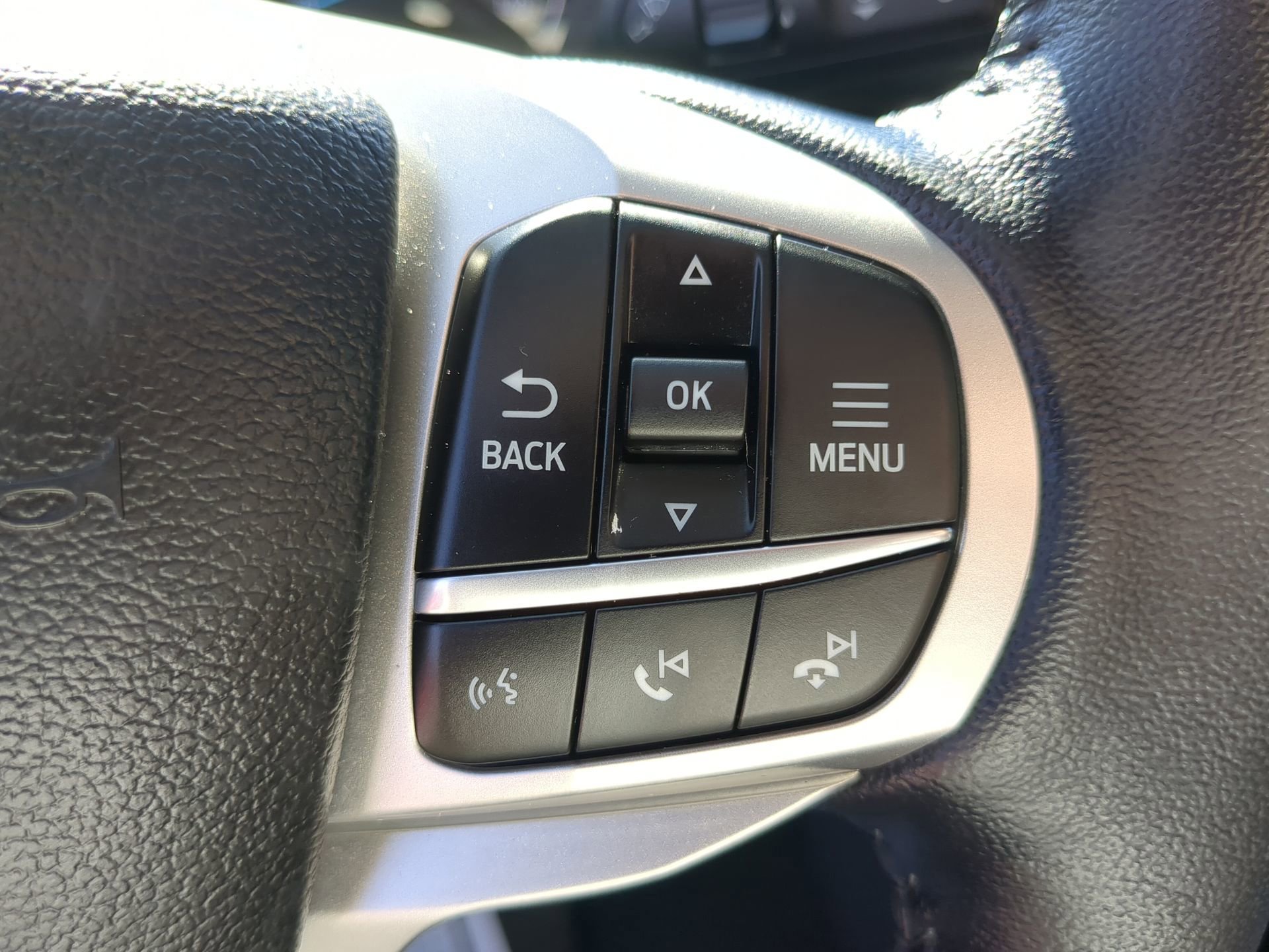 Certified 2022 Ford Explorer XLT w/ Equipment Group 202A image 59