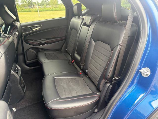 Certified 2024 Ford Edge ST-Line AWD/4WD image 10