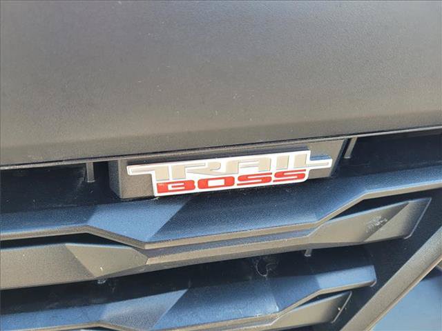 Used 2024 Chevrolet Colorado Trail Boss w/ Safety Package AWD/4WD image 5