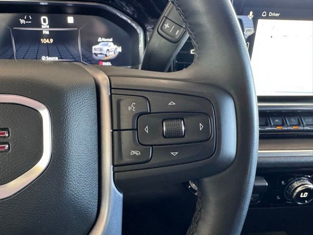 Used 2025 GMC Sierra 1500 SLT AWD/4WD image 18