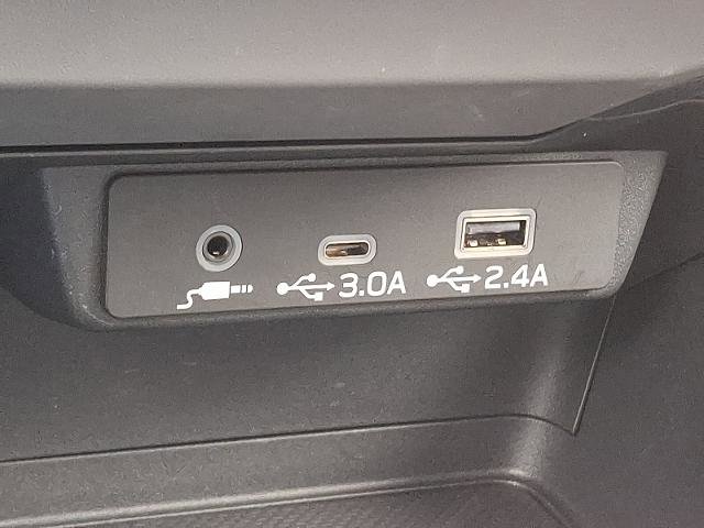 Used 2024 Subaru Crosstrek 2.0i Premium image 24