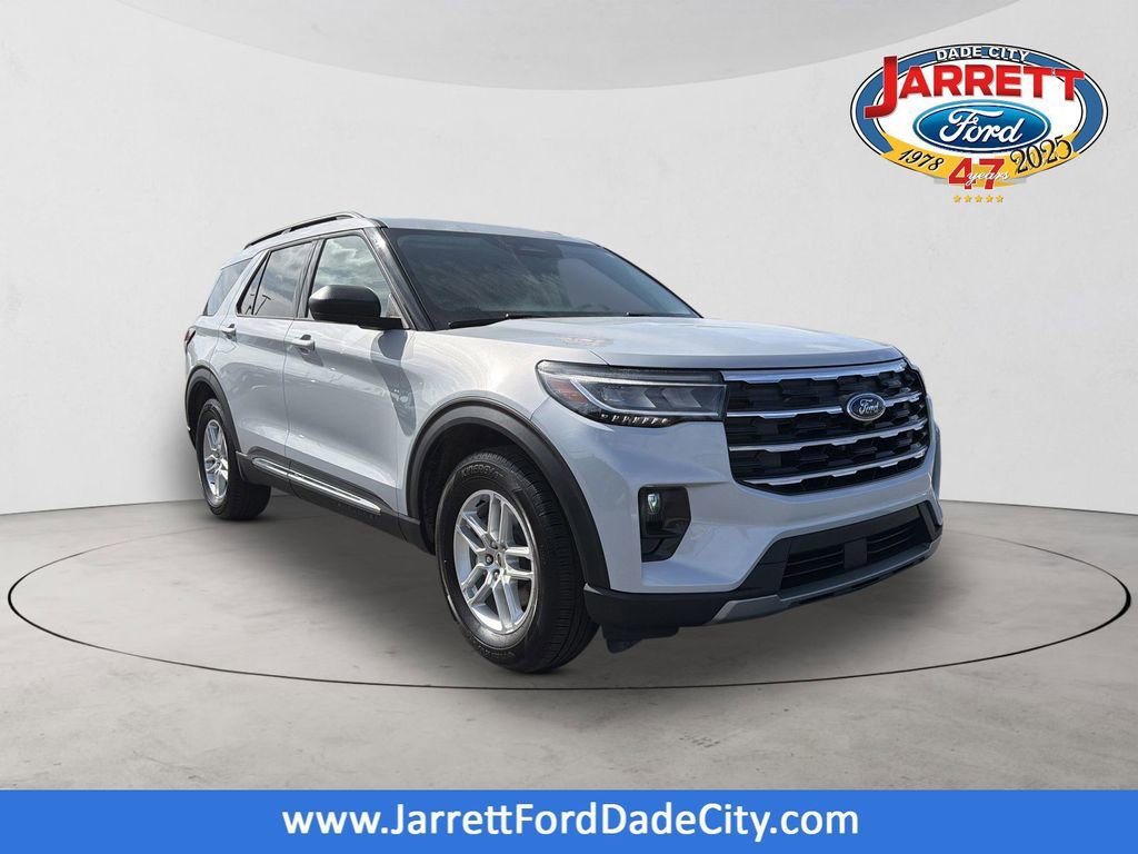 Certified 2025 Ford Explorer Active w/ Active Comfort Package image 1