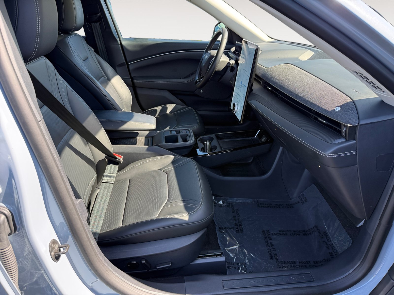 Certified 2025 Ford Mustang Mach-E Premium AWD/4WD image 19