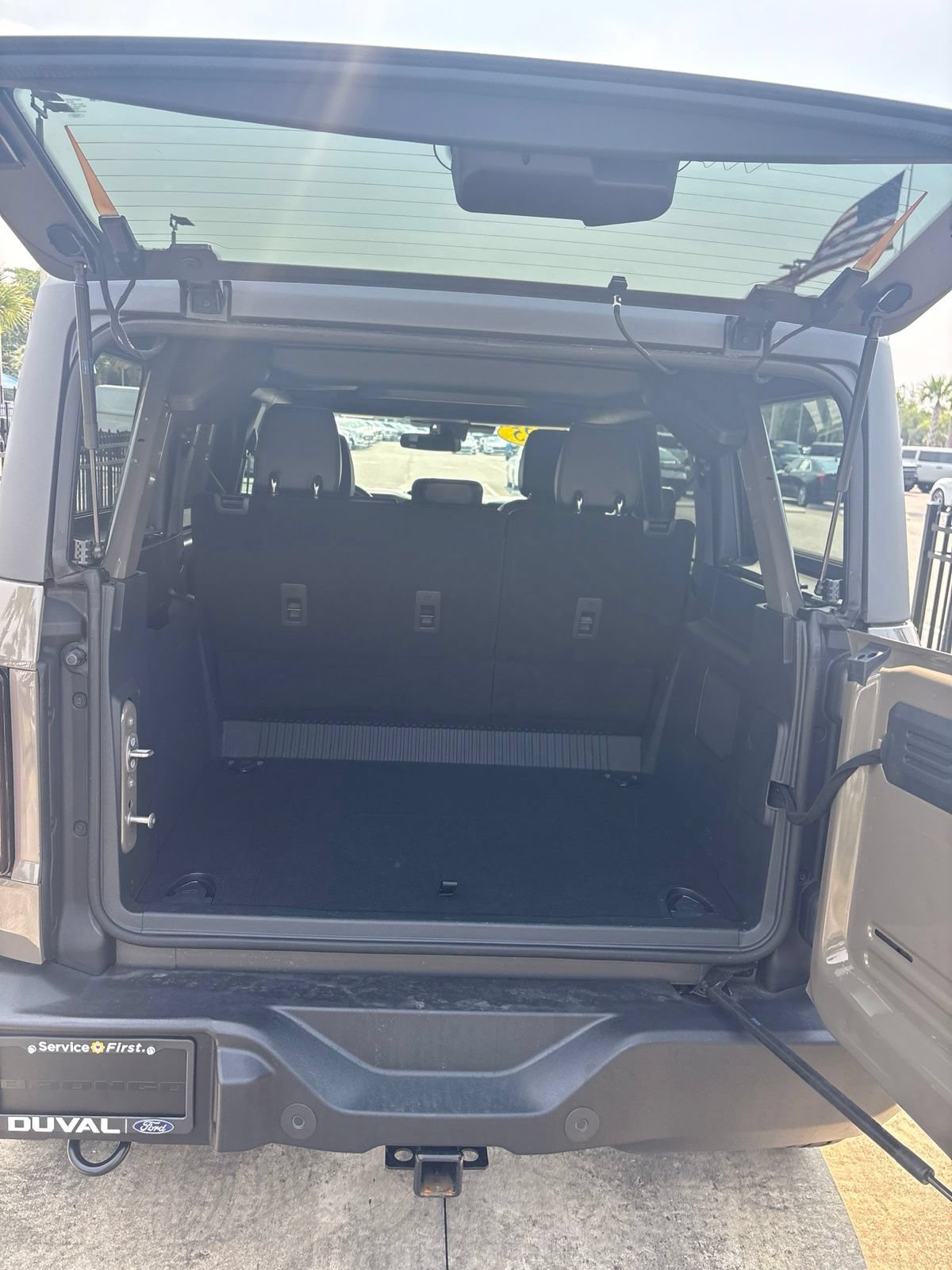 Certified 2025 Ford Bronco Outer Banks AWD/4WD image 14