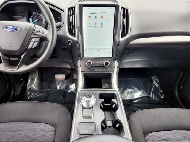 Certified 2024 Ford Edge SE w/ Black Appearance Package AWD/4WD image 14