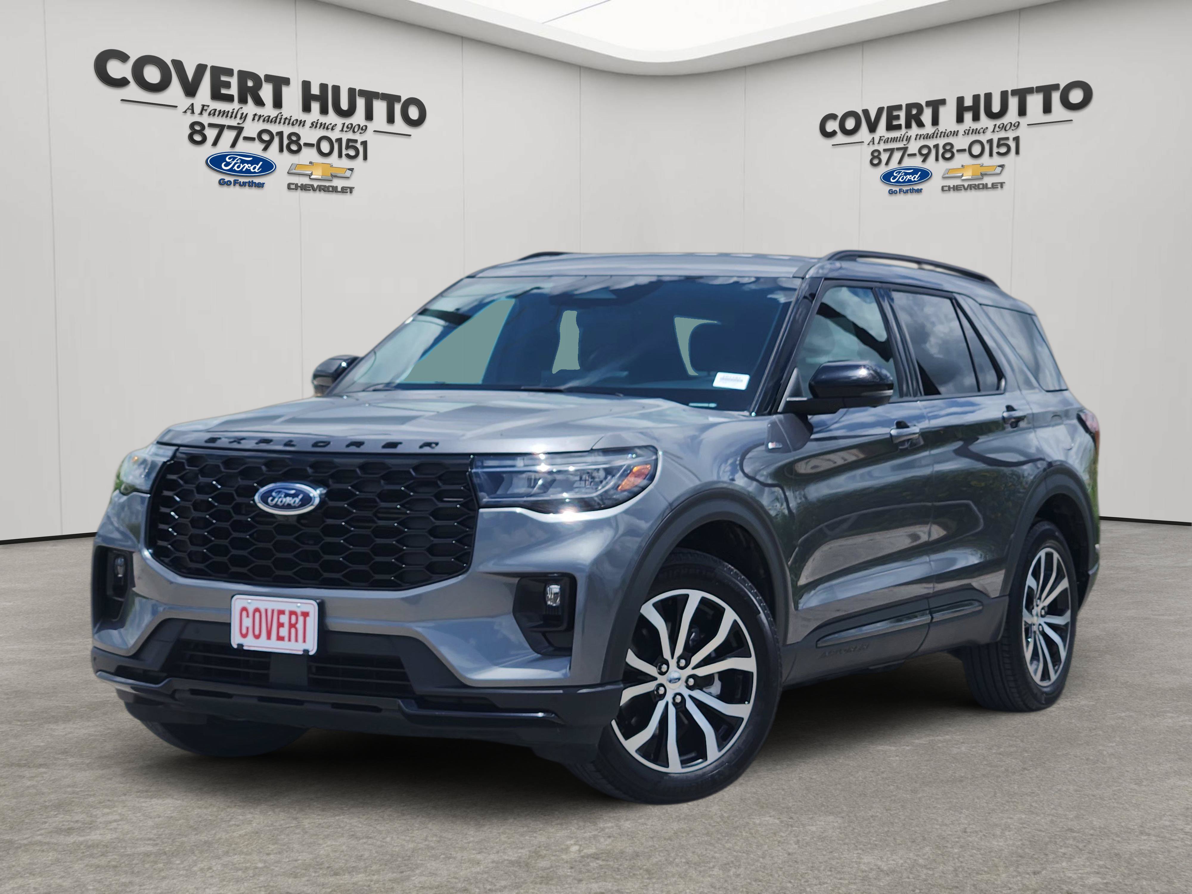 Certified 2025 Ford Explorer ST-Line AWD/4WD image 1