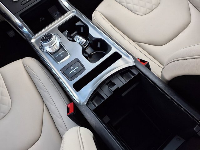 Certified 2024 Ford Edge Titanium AWD/4WD image 15