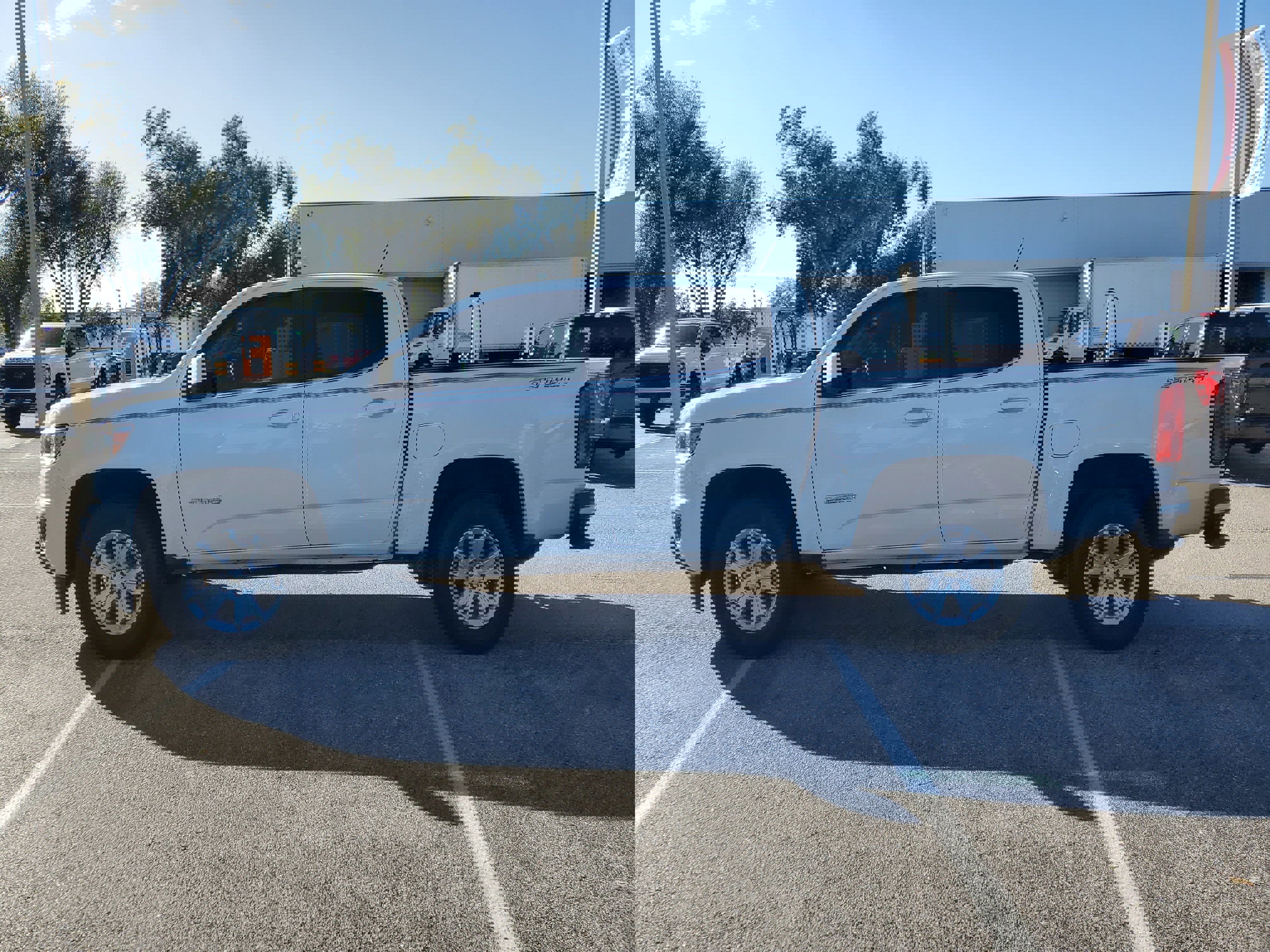 Used 2020 Chevrolet Colorado LT w/ Luxury Package image 4