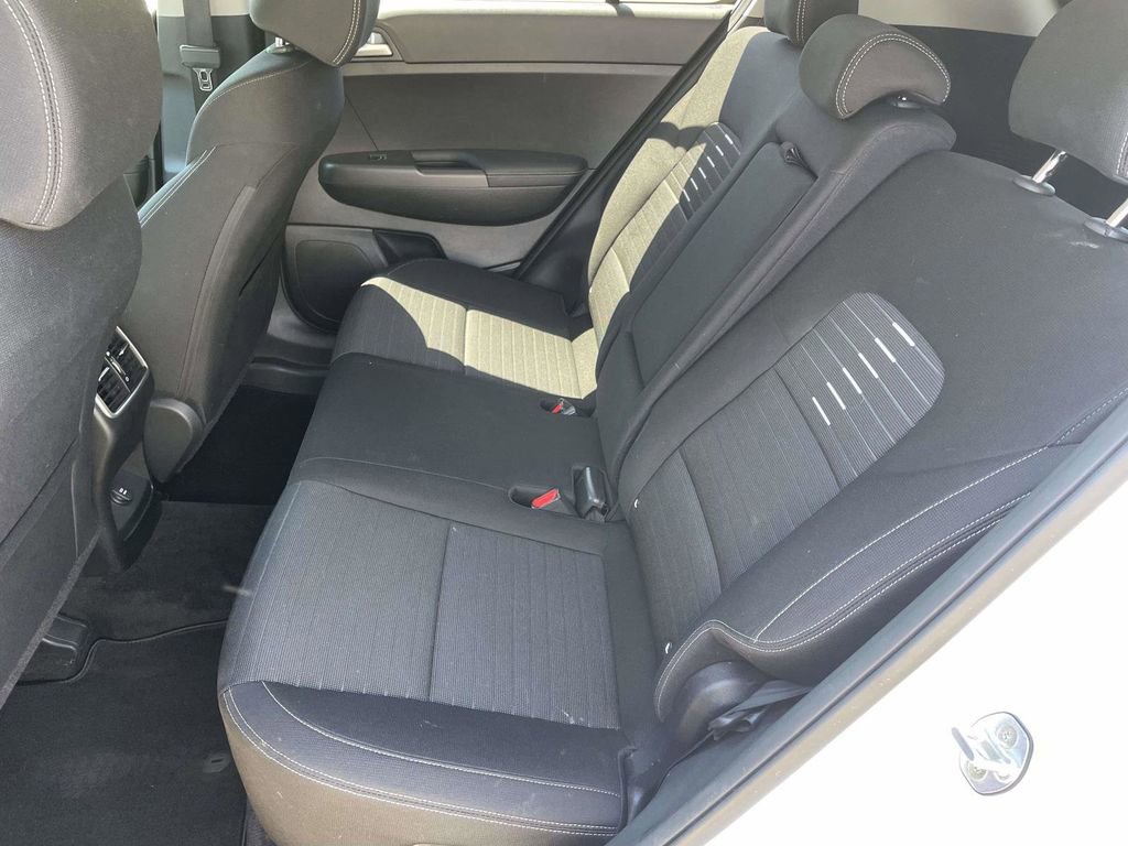 Used 2019 Kia Sportage LX w/ LX Popular Package FWD image 12
