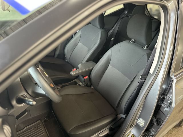 Used 2025 Nissan Kicks Play S FWD image 12