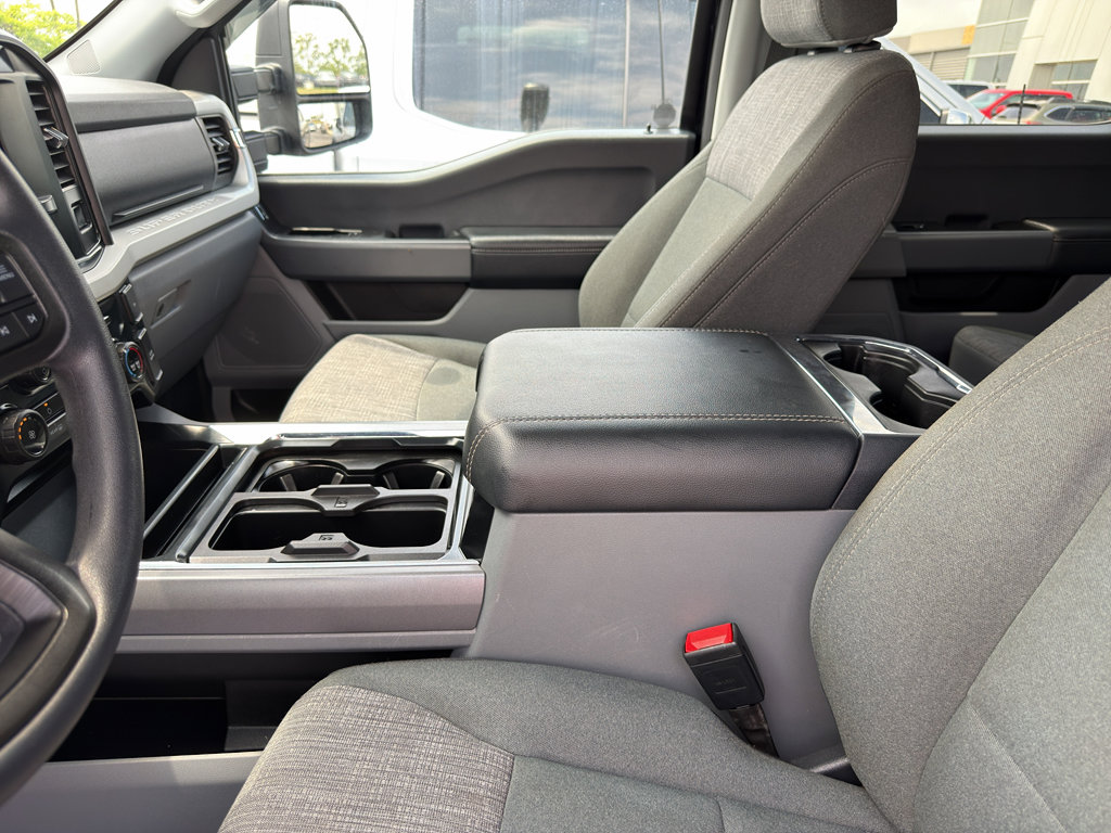 Certified 2023 Ford F250 XLT AWD/4WD image 9
