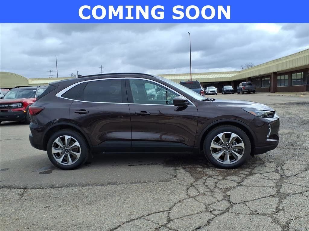 Certified 2023 Ford Escape Platinum image 6