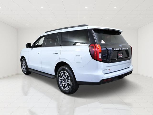 Certified 2025 Ford Expedition Active AWD/4WD image 4