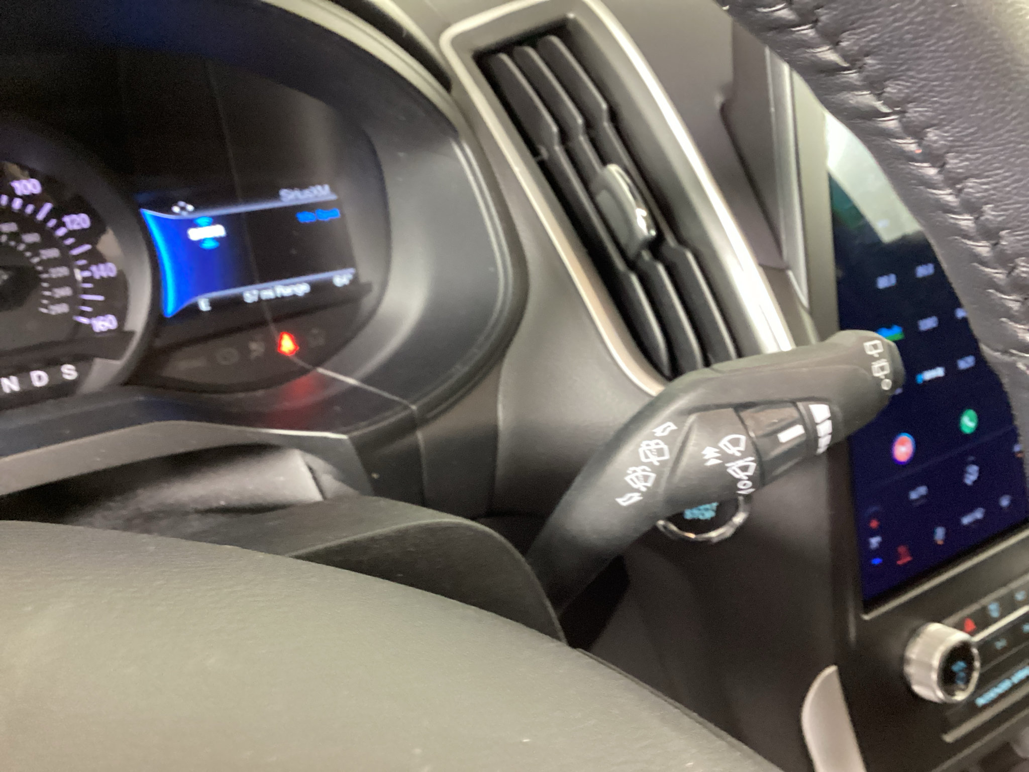 Certified 2024 Ford Edge SEL w/ Convenience Package AWD/4WD image 23
