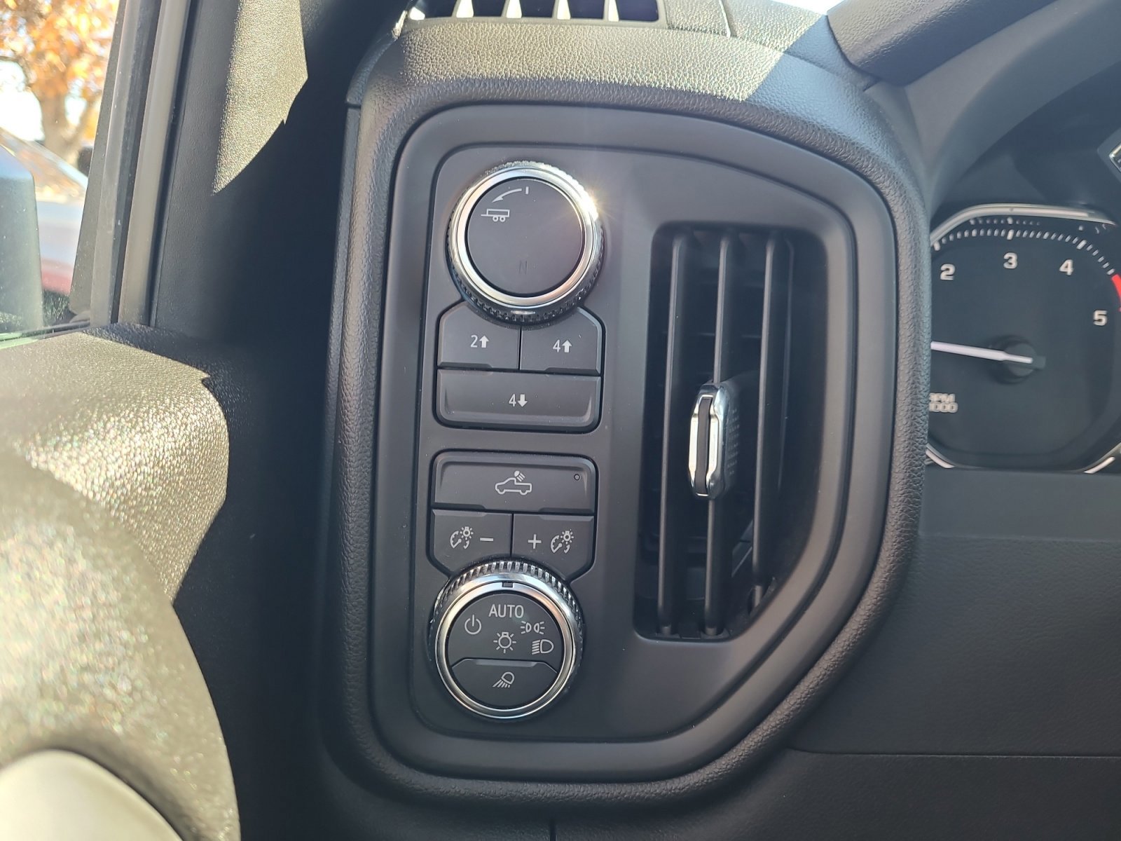 Used 2023 GMC Sierra 3500 Pro w/ Gooseneck/5TH Wheel Package image 33