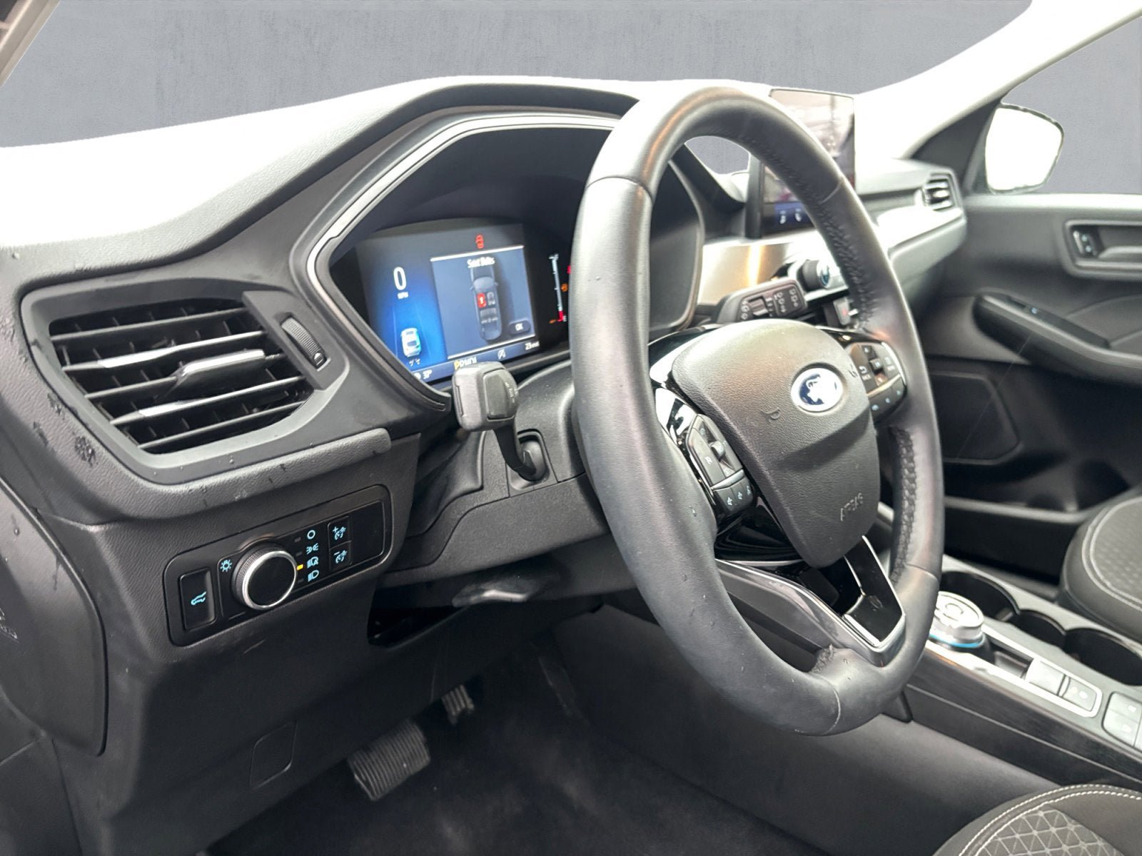 Certified 2023 Ford Escape Active AWD/4WD image 11