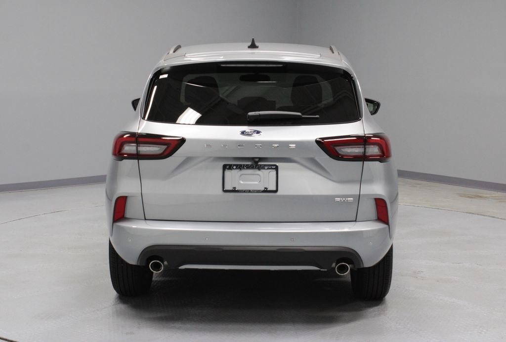 Certified 2024 Ford Escape ST-Line w/ Tech Pack #1 AWD/4WD image 11