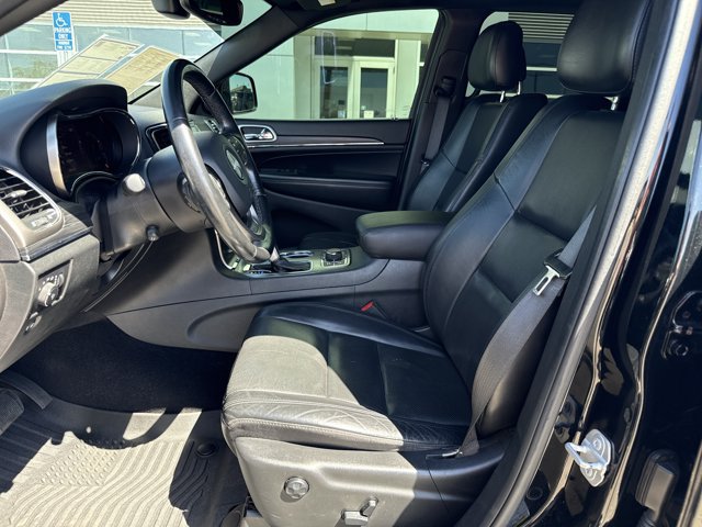 Used 2020 Jeep Grand Cherokee Limited w/ Luxury Group II AWD/4WD image 12