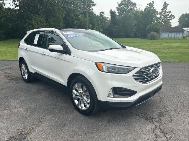 Certified 2023 Ford Edge Titanium w/ Equipment Group 301A AWD/4WD image 3