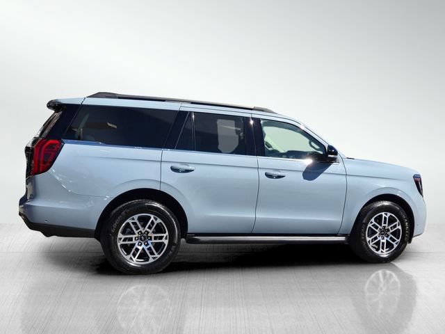Certified 2025 Ford Expedition Active RWD image 3