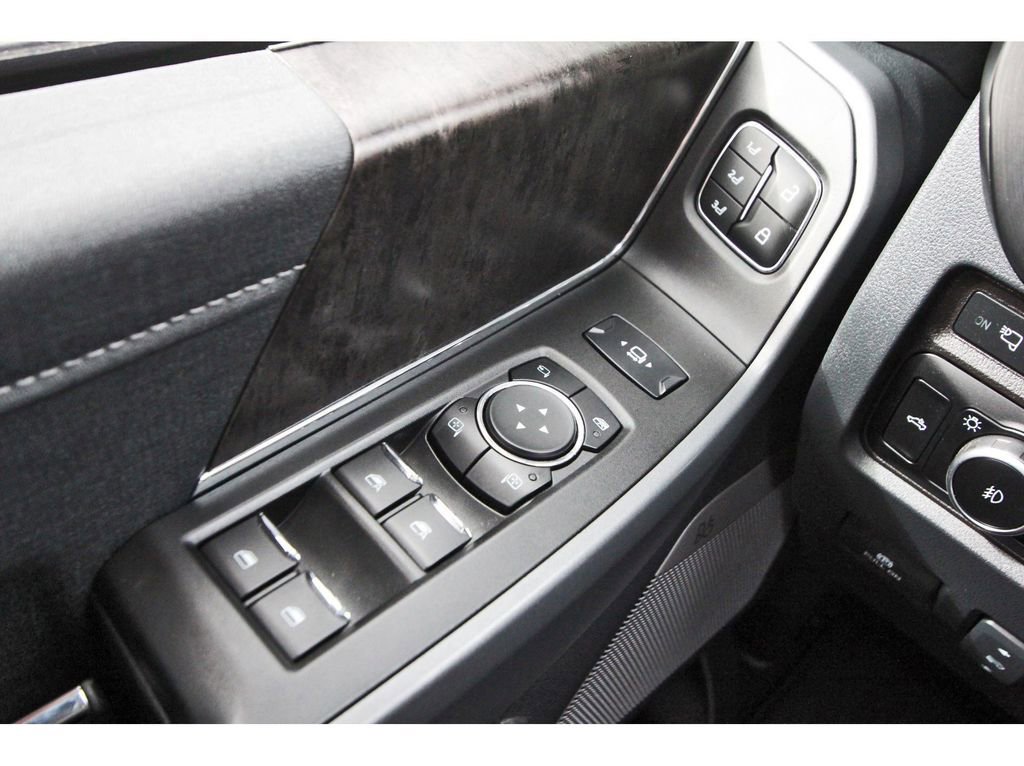 Certified 2024 Ford F250 Lariat w/ Lariat Ultimate Package image 23