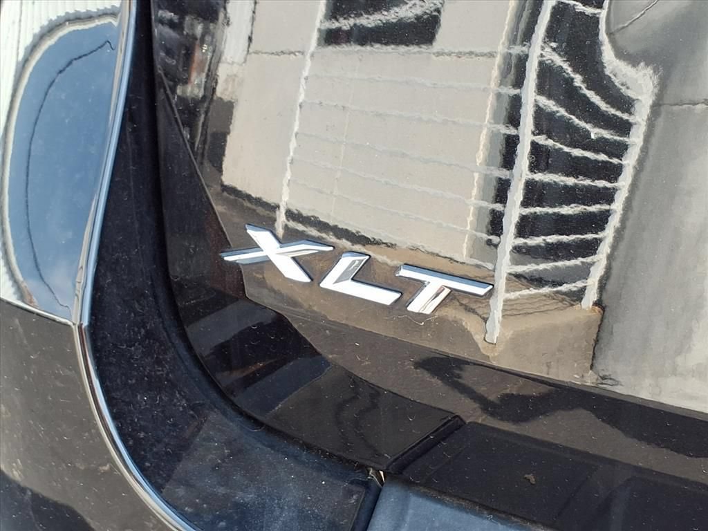Certified 2023 Ford Explorer XLT w/ Equipment Group 202A AWD/4WD image 33
