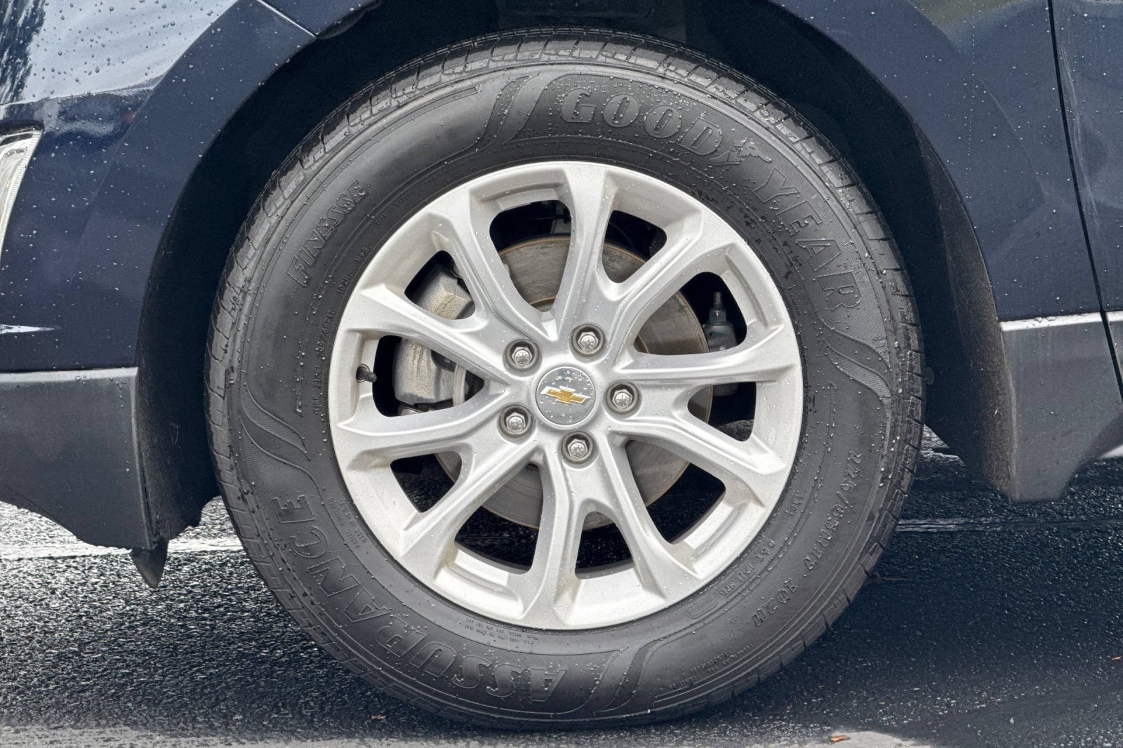 Used 2021 Chevrolet Equinox LT FWD image 27