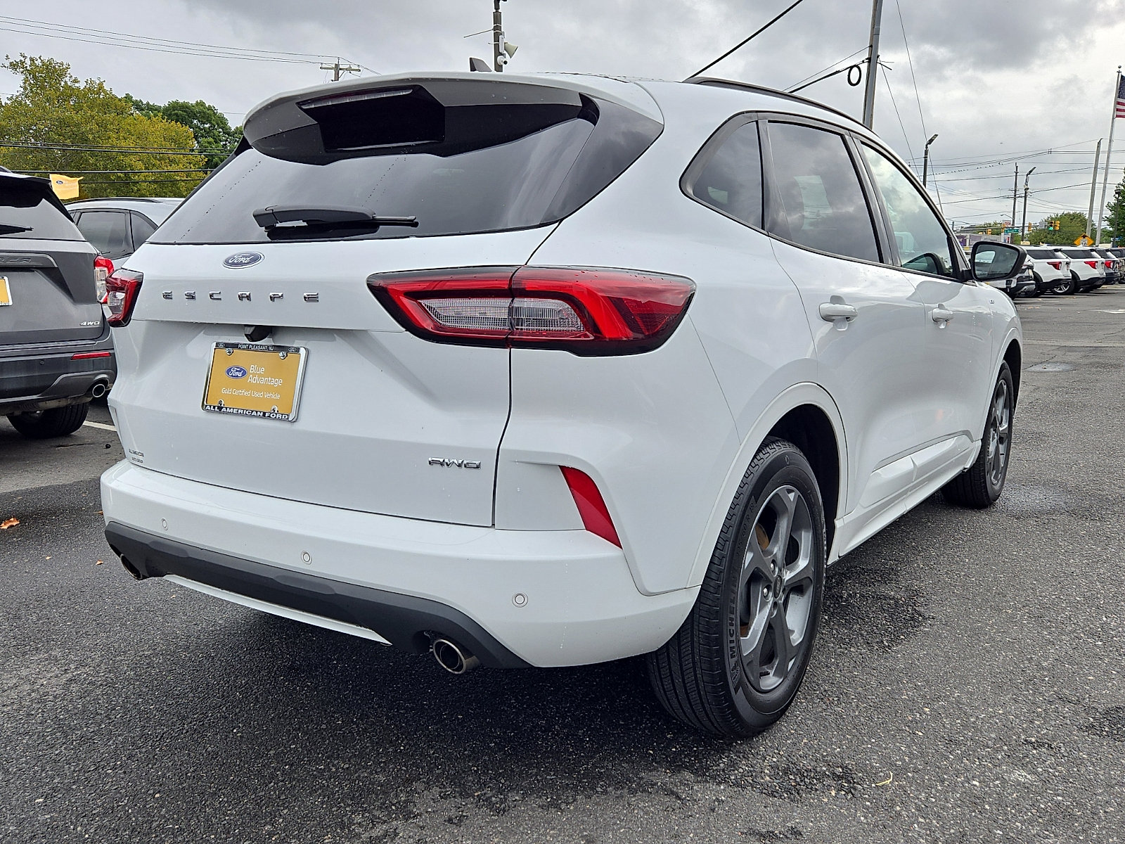Certified 2023 Ford Escape ST-Line w/ Tech Pack #1 AWD/4WD image 10