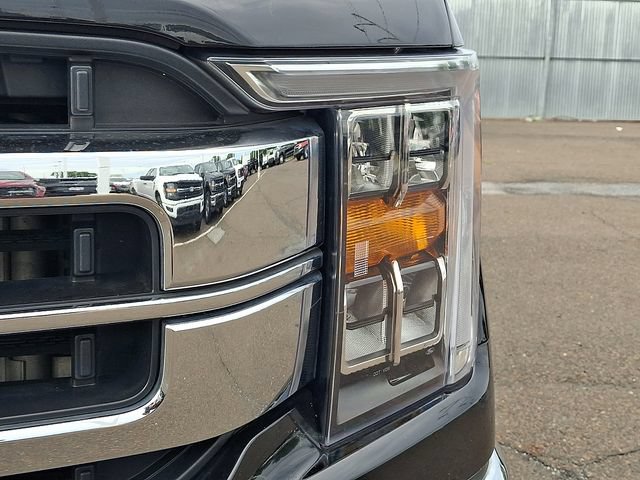 Certified 2022 Ford F150 Lariat w/ FX4 Off-Road Package AWD/4WD image 9