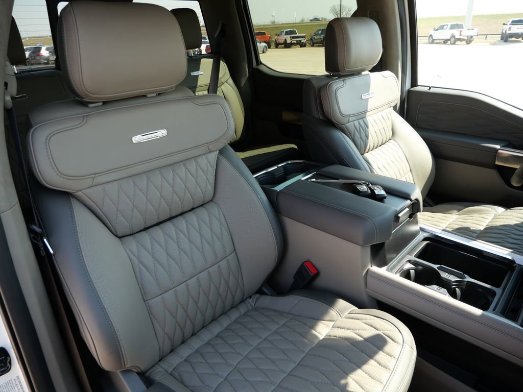 Certified 2026 Ford F350 Platinum w/ Platinum Plus Package image 23