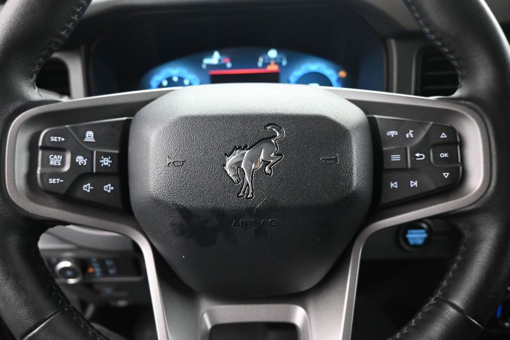 Certified 2025 Ford Bronco Badlands AWD/4WD image 10