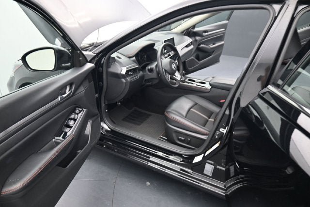 Used 2025 Nissan Altima 2.5 SR FWD image 26