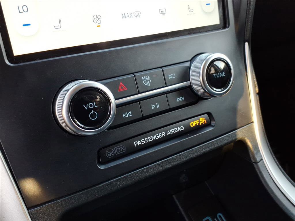 Certified 2024 Ford Edge SEL w/ Sport Appearance Package image 24