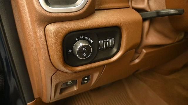Used 2020 RAM 1500 Laramie AWD/4WD image 15