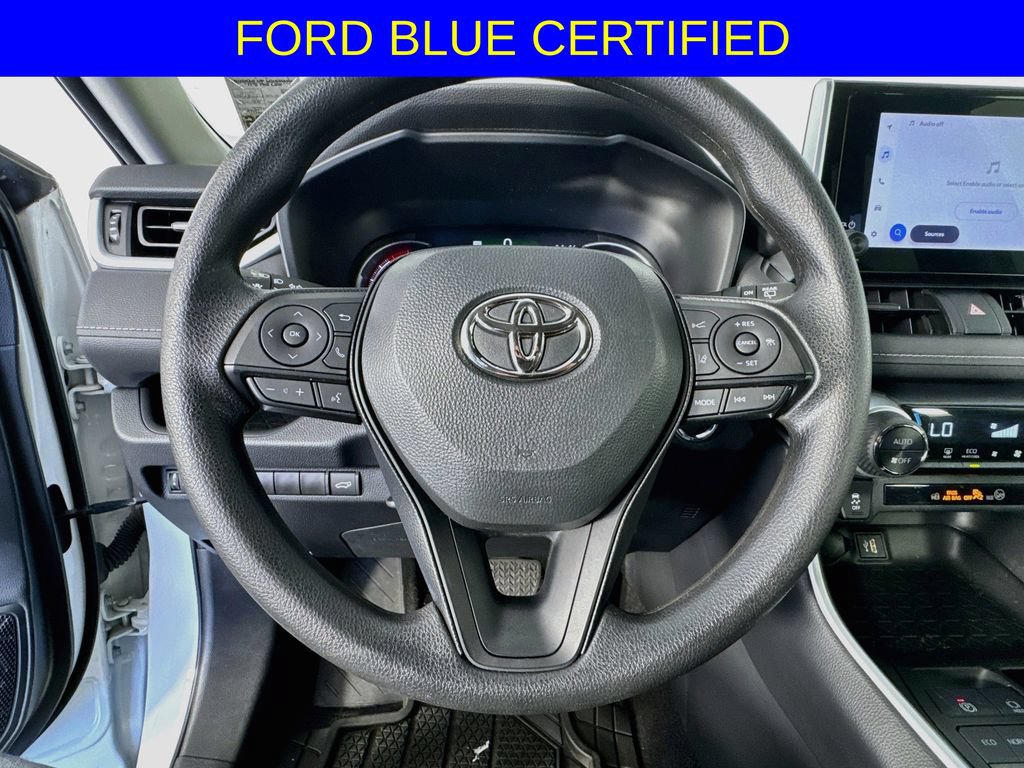 Used 2023 Toyota RAV4 XLE w/ Convenience Package FWD image 14