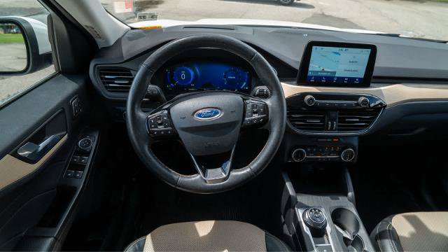 Certified 2022 Ford Escape Titanium w/ Titanium Elite Package AWD/4WD image 15