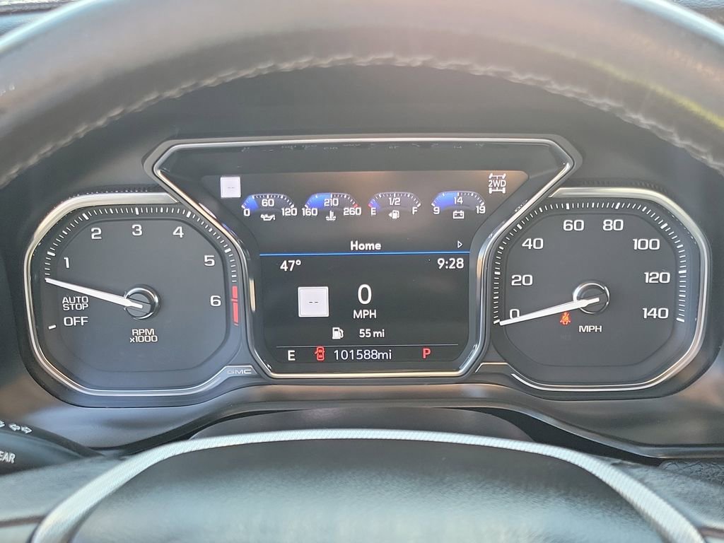 Used 2021 GMC Yukon Denali w/ Denali Premium Package AWD/4WD image 29