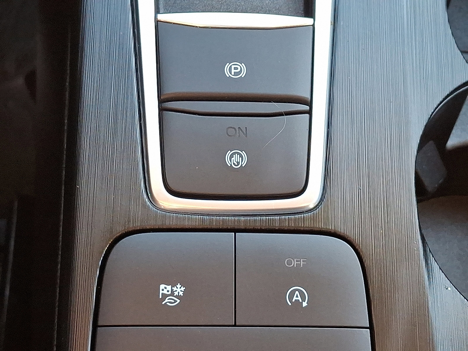 Certified 2022 Ford Escape SEL image 24