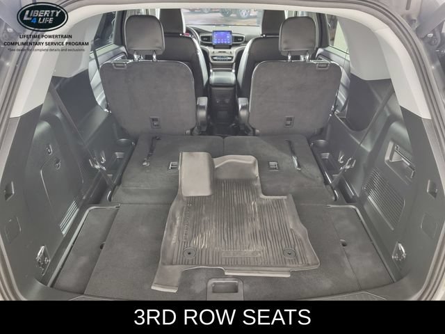 Certified 2024 Ford Explorer XLT w/ Equipment Group 202A AWD/4WD image 17