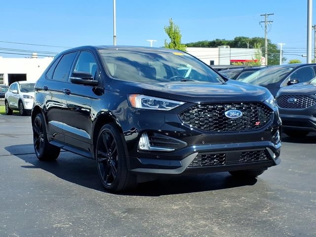 Certified 2024 Ford Edge ST w/ Equipment Group 401A AWD/4WD image 3
