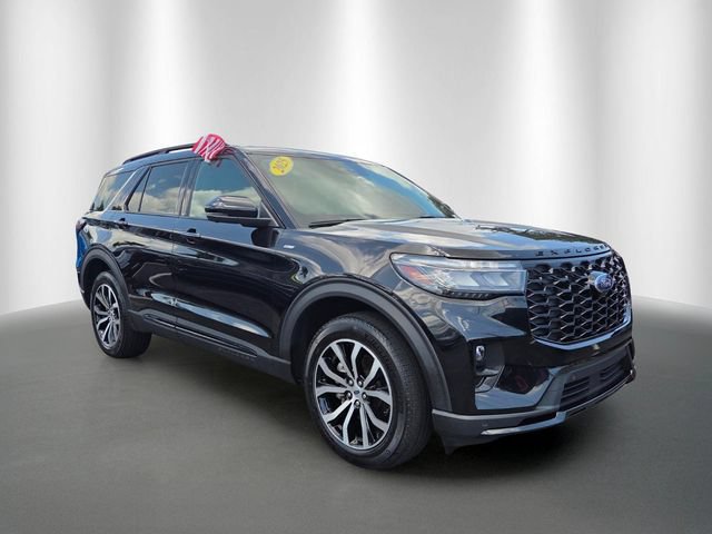Certified 2025 Ford Explorer ST-Line AWD/4WD image 7