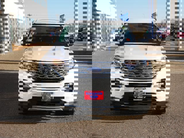 Certified 2020 Ford Explorer Limited w/ Equipment Group 310A image 2