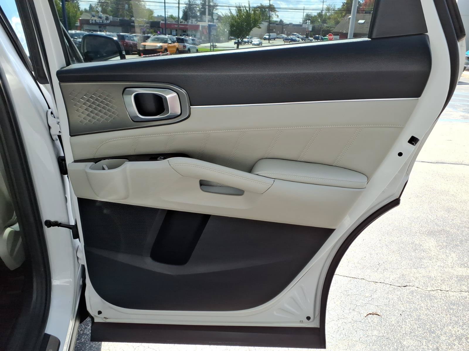 Used 2021 Kia Sorento AWD image 27