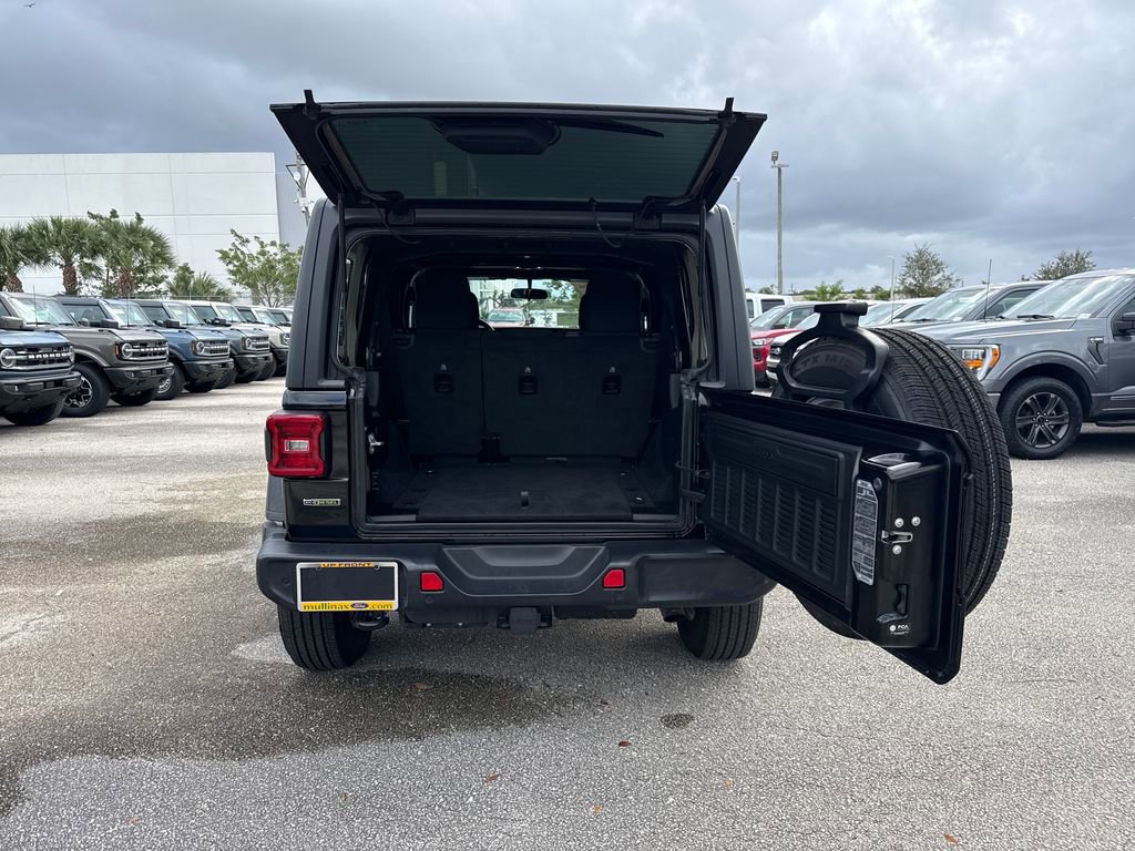 Used 2021 Jeep Wrangler Unlimited Sport image 25