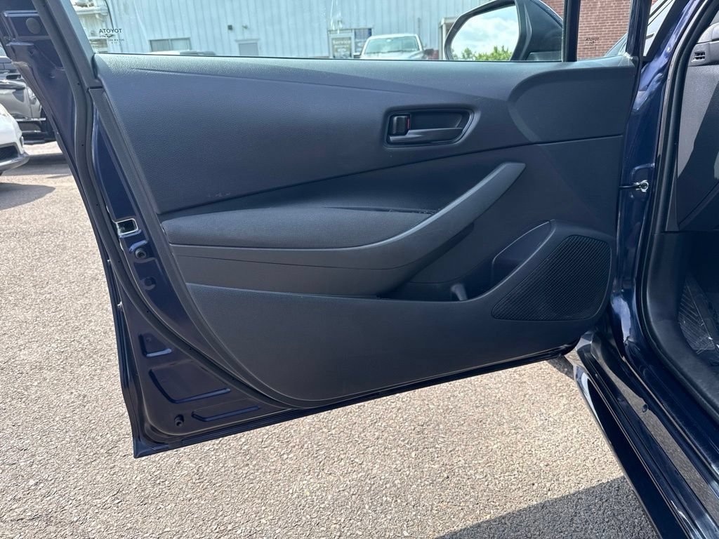 Used 2024 Toyota Corolla LE FWD image 12