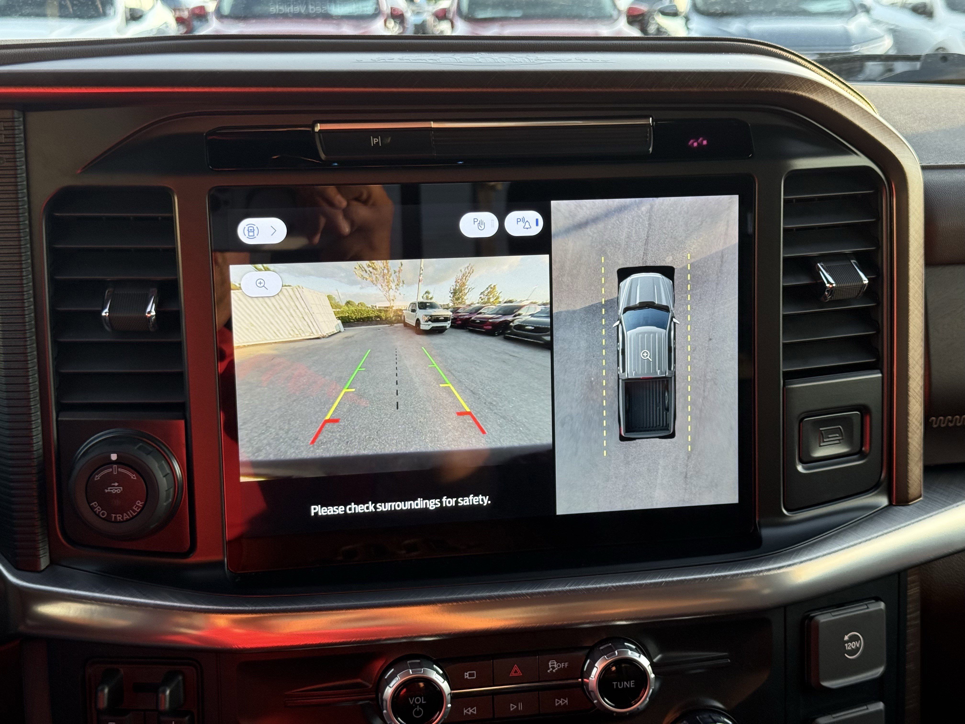 Certified 2025 Ford F150 King Ranch image 33