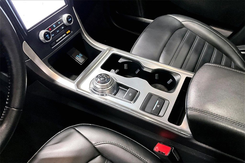 Certified 2022 Ford Edge SEL w/ Convenience Package image 16