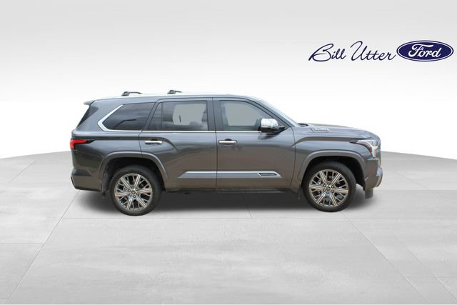 Used 2024 Toyota Sequoia Capstone AWD/4WD image 4