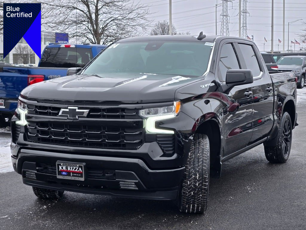 Used 2024 Chevrolet Silverado 1500 RST image 1